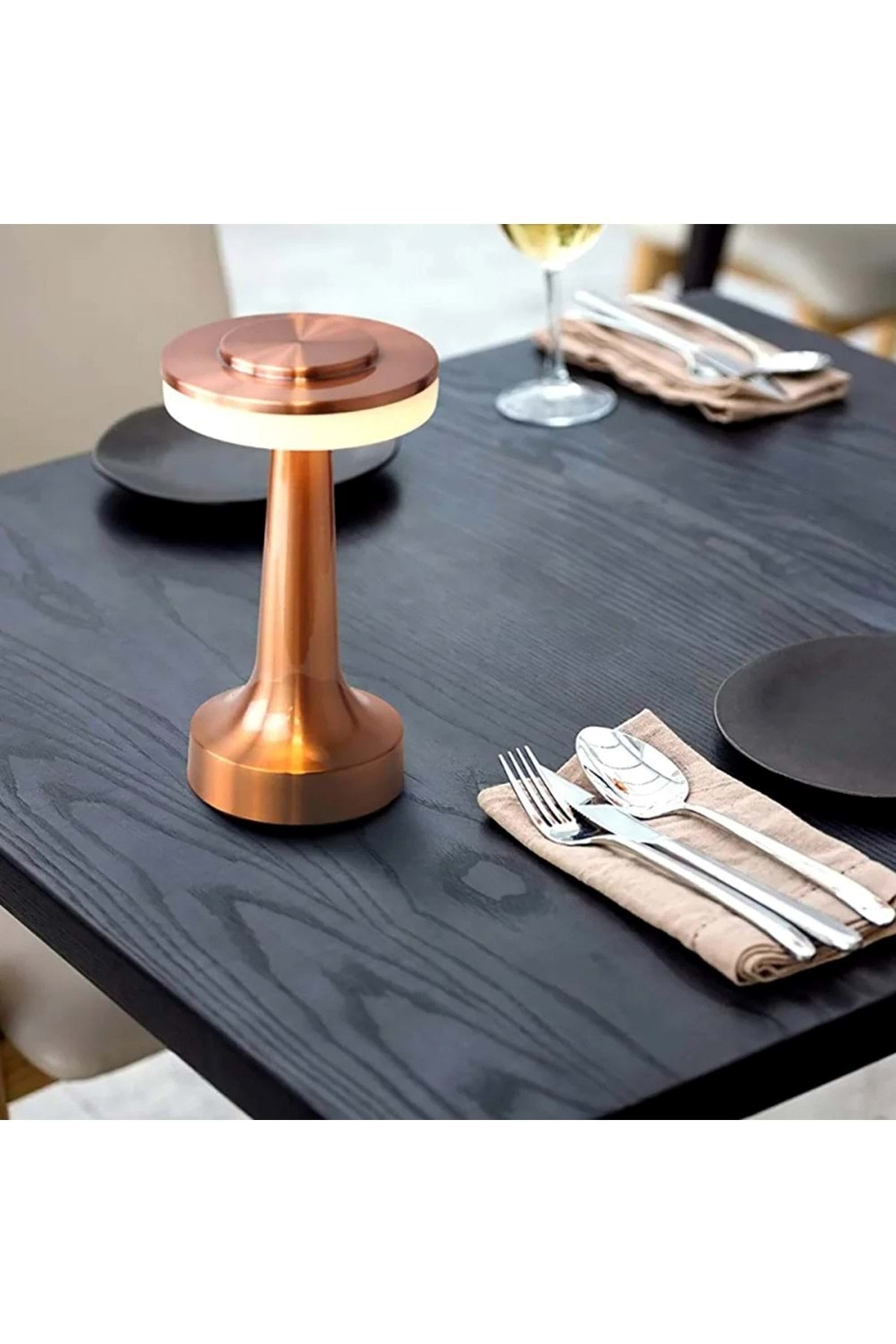 HyMark Retro Şarjlı Dekoratif Dokunmatik Metal Masa Lambası 3 Renk Mod Dim Edilebilir
